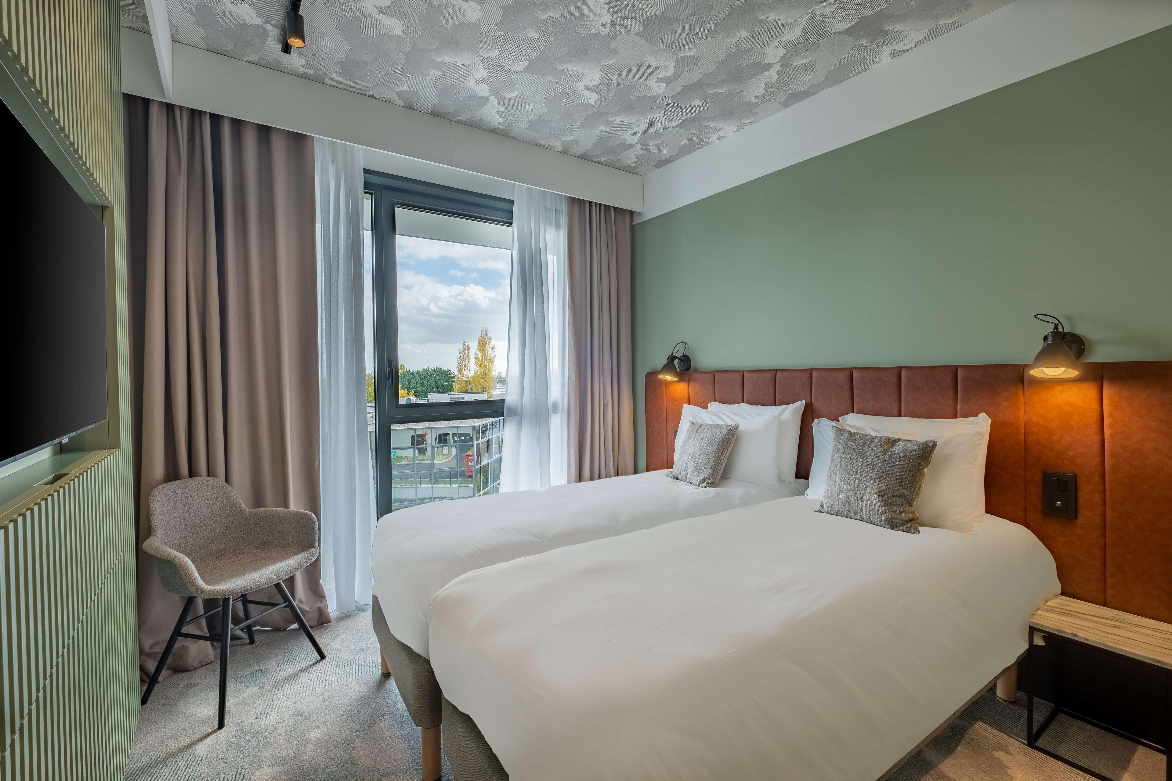 Kyriad Lyon Ouest Limonest Hotel Ngoại thất bức ảnh